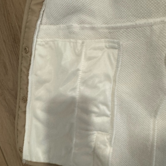 32 Degrees White and Camel Snap Front Sherpa Jacket - Picture 6 of 9